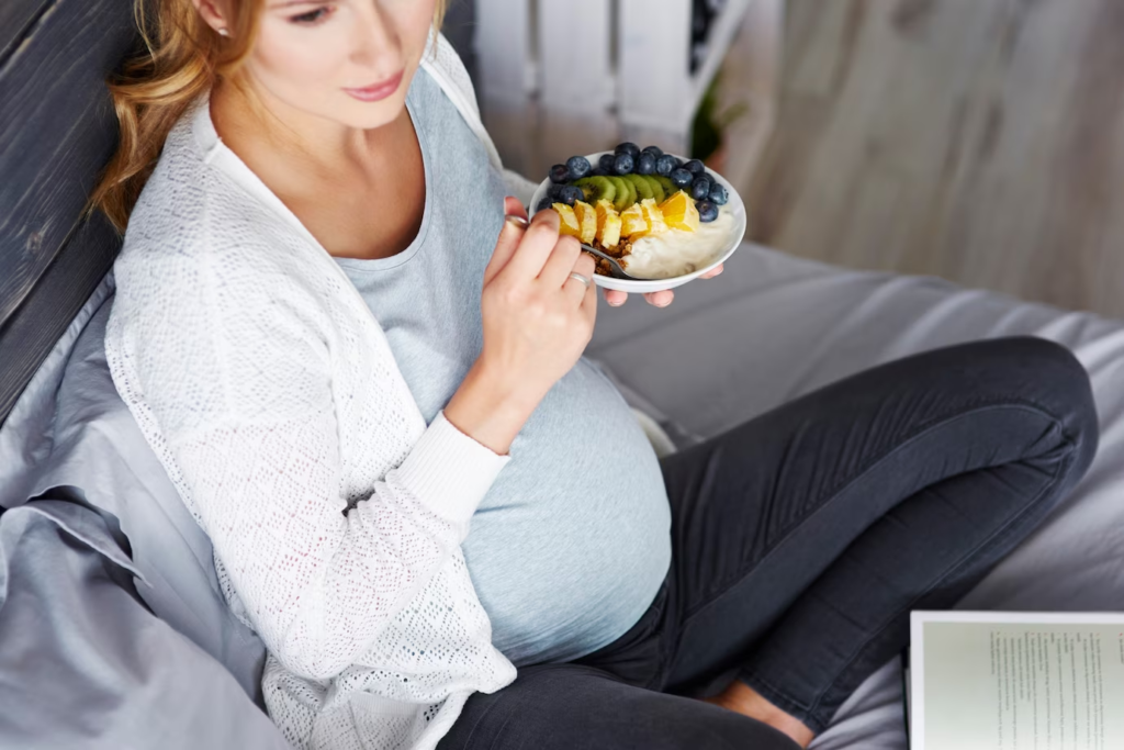 Меню питания для беременных в первом триместре: полезные продукты и рецепты