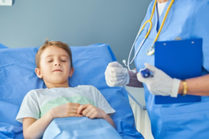 Эндоскопическая коррекция пузырно-мочеточникового рефлюкса у детей: процедура во время операции